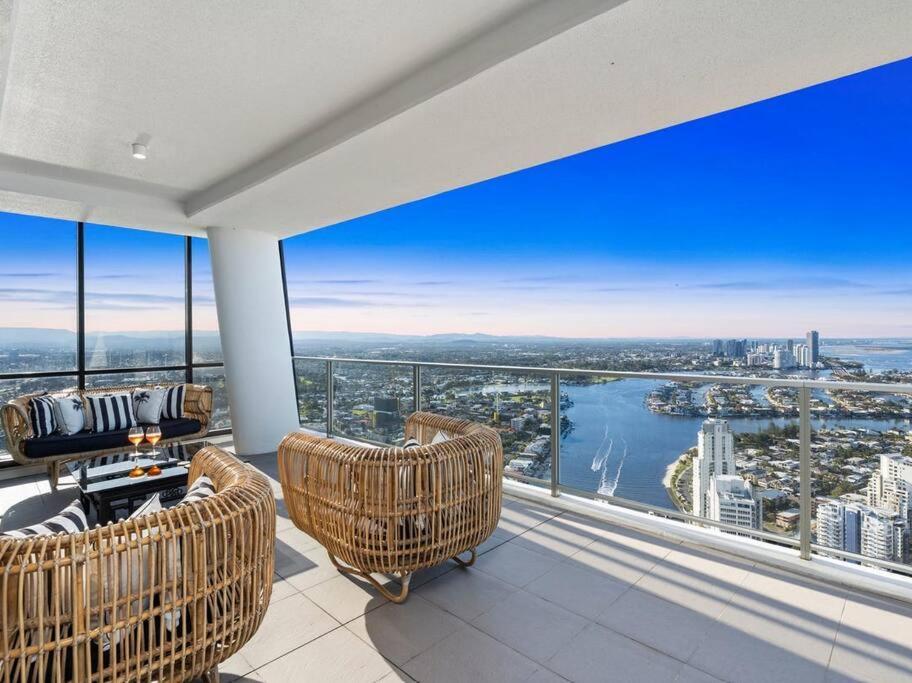 Exclusive Circle On Cavil Sub-Penthouse Luxury Apt - Hosted By Coastal Letting ゴールドコースト エクステリア 写真
